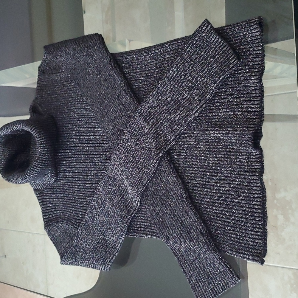 Heart Moon Star black/silver metalic turtleneck sweater